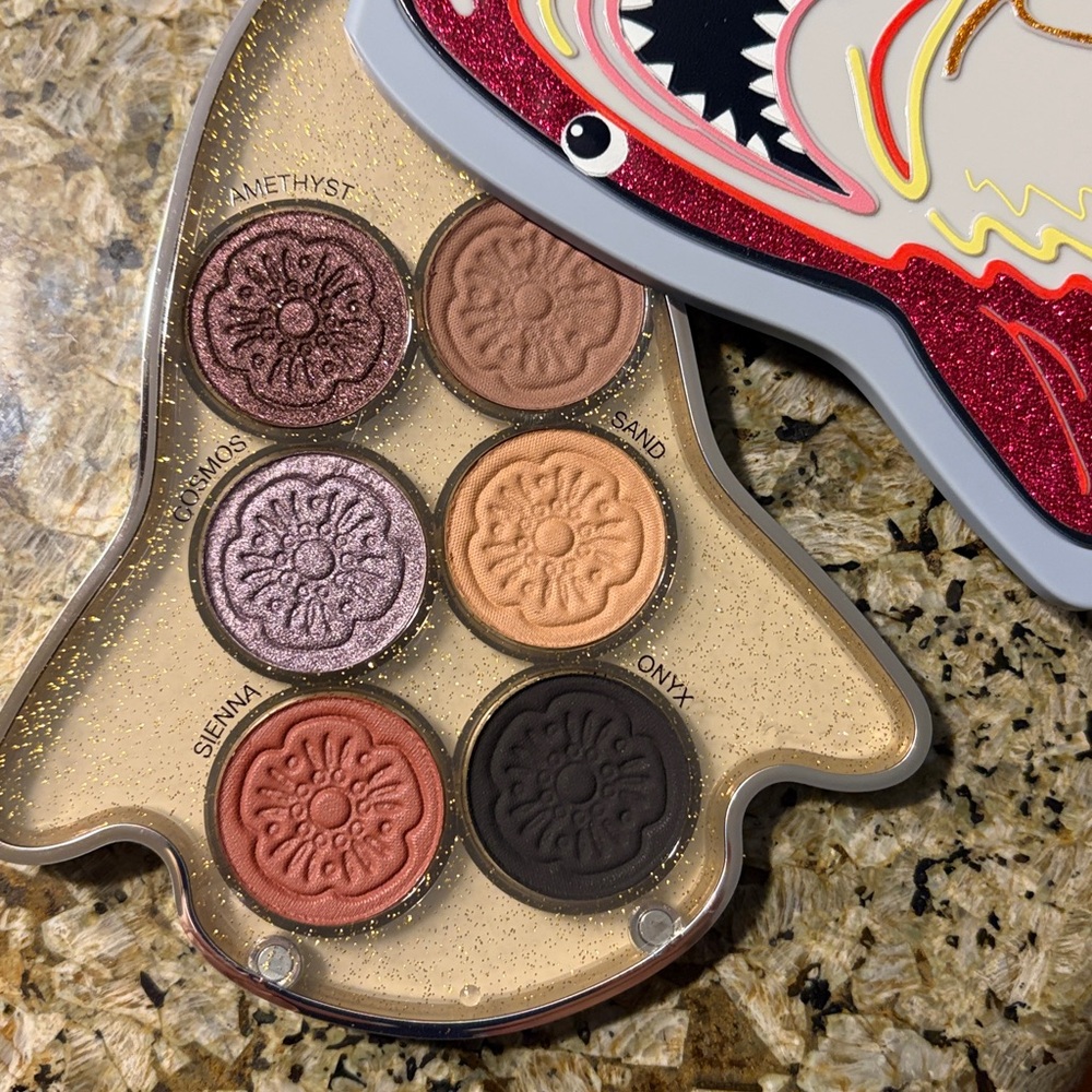 COACH Sephora Collection Sharks Eyeshadow Pallet